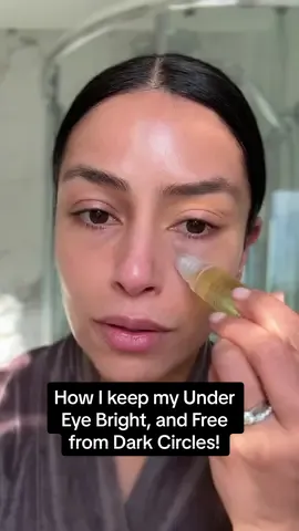 My go to for dark circles @Soloskinlondon #ad #fyp #darkcircles #skincareroutine #skincaretips #glowingskin 