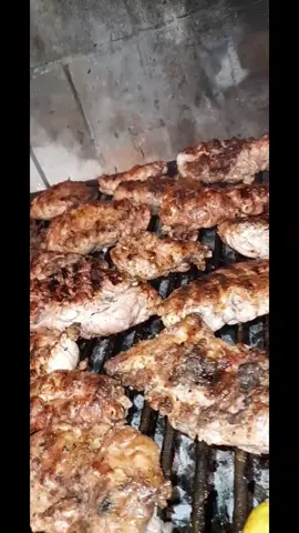 Mollejas y matambrito la entrada que nunca falla #asado #asadoargentino #asadoresargentinos #catering #bbq 
