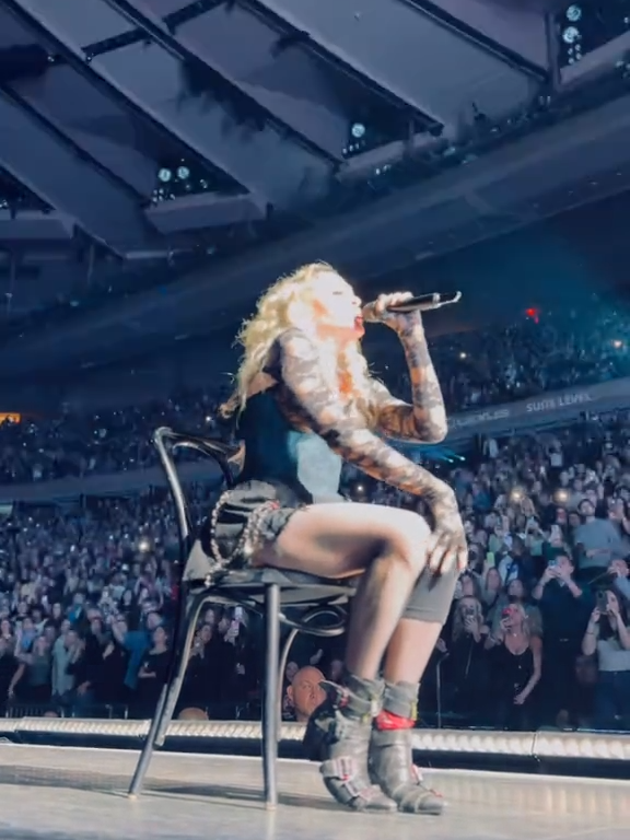 Seeing Madonna perform this close up is a dream come true 😍⭐ Have you seen her on the Celebration Tour yet? #celebrationtour #madonna #madonnaconcert  (🎥: @stephenwernerofficial)
