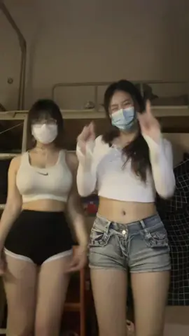 还是眼镜妹比较会玩🌚#眼镜妹 #幼师 #宿舍女 