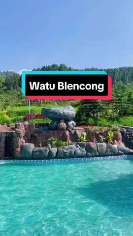 Cuma 5ribu bisa renang dengan view istimewa  @tamanbanyukencanawatublencong  Video by ig aat_riyan #baturaden #purwokerto #banyumas 