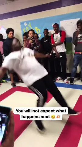 Desmond 👉🏾 pass to my office #principalrichard #principalsoftiktok #niekarichard 