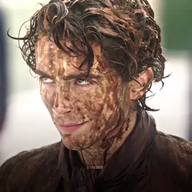 running to get that golden ticket #wonka #timotheechalamet #timotheechalametedit 