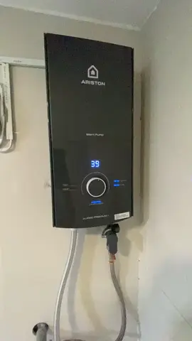 📷📷📷Máy tắm nước nóng trực tiếp Ariston AURES PREMIUM+ 4.5P - KIỂU DÁNG ĐẸP, LẮP SANG, AN TOÀN, GIÁ TỐT📷📷 (Giao lắp anh Quan Q.Bình Tân) ▼ĐẶT HÀNG▼ https://bestmua.vn/products/may-tam-nuoc-nong-ariston-aures-premiump-4-5p 📷 Liên hệ BESTMUA: 1900 6024 - Zalo 0931178088 #shorts#xuhuong#viral#bestmua