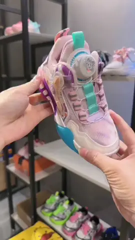 kids basketball shoes sport shoes#basketballshoes #kidsbasketballshoes #sportshoes #fy #fyp #foryou #fypシ #tiktok 