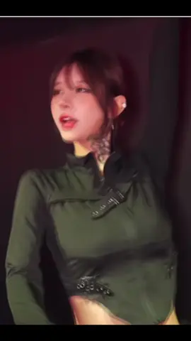 DJ China Xinh như thiên thần luôn #dj #bar #club #djchina #girlchina 