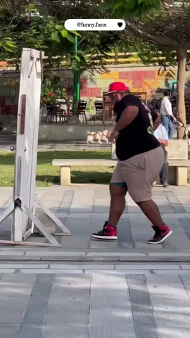 The magic door 🤣 #funnyvideos #funnymoments #prankvideos #funny #troll #funnyvideo #funnyprankvideos #prank #prankvideo #funnyprank #funnypranks #fypシ 