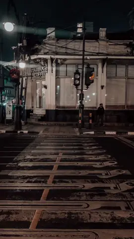 bukan kita yang bisa mengelola uang #CapCut #katakatlucu #suaralucukucing #capcut_edit 