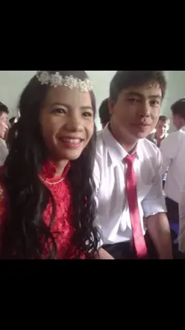 nhìn e cười tươi . . . đúng là e cười tươi thật . . . chỉ là nhan sắc không được vẹn 10 như lời bài hát thôi  !              (   2014 - 2024   )