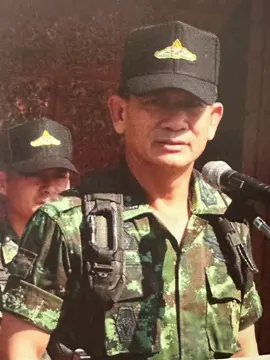 ผบ.ทบ. ทหารเสือราชินีฯ . “บิ๊กต่อ” รับรางวัลเกียรติยศจักรดาว ศิษย์เก่าดีเด่น  รร.เตรียมทหาร จากเส้นทางทหารเสือฯร.21 รอ. โต ร.21พัน1 รอ. เป็น ผู้พัน ร.21 พัน3 รอ. ขึ้น ผบ.ร.21รอ. เส้นทางเหล็ก บูรพาพยัคฆ์ ผบ.พล.ร.2รอ.- แม่ทัพภาค1- ผช.ผบ.ทบ. และ ผบ.ทบ. ควบ ผบ.ฉก.ทม.รอ.904 สายคอแดง  ร่วมปฏิญาณ “ข้าพระพุทธเจ้า  จักรักษามรดกของพระองค์ท่าน ไว้ด้วยชีวิต” ต่อหน้า พระรูป ร.5 พลเอก เจริญชัย หินเธาว์ ผู้บัญชาการทหารบก ร่วมพิธีเนื่องในวันคล้ายวันสถาปนาโรงเรียนเตรียมทหาร สถาบันวิชาการป้องกันประเทศ ครบรอบปีที่66 และงานเกียรติยศจักรดาว 2567 ที่ จ.นครนายก  โดยมี พลเอก บุญสร้าง เนียมประดิษฐ์ ประธานกรรมาธิการการทหารและความมั่นคงของรัฐ วุฒิสภา เป็นประธานในพิธี  ดีเด่นประจำปี2567