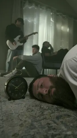 Could this be your new Emo Anthem?  “Solace&stillness” available everywhere you stream 🖤 #metalcore #emo #poppunk #posthardcore 