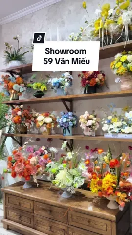 Showroom hoa lụa lớn nhất Việt Nam 59 Văn Miếu, Hà Nội ✨#trangtri #hoalua #lafloresta #artificialflowers #hoagia #binhhoadecor #flower #trangtrinhacua #tet2024 #homedecor #hoadep 