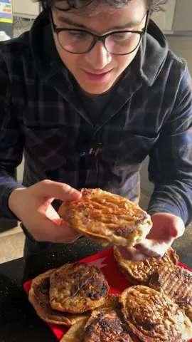 ساندوتش حوواشي مصري زي الكتاب ما قال!🖤 #وصفات_وجدي  #حوواشي  #حوواشي_لحم_مفروم  @Wagdi Abo El-lil-وجدي أبوالليل 