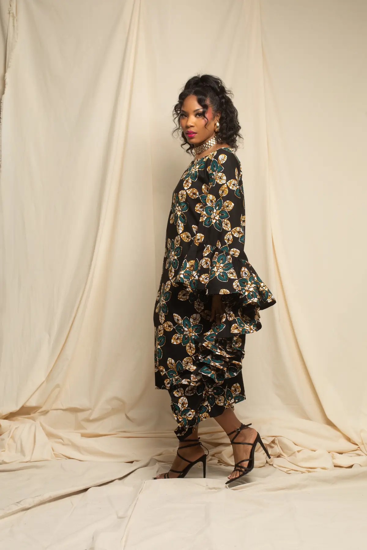Our Yejide Ruffle Caftan is a ruffled dream. Both comfy and chic 💕 #smallbusinessowner #smallboutiqueowner #smallfashionbusiness #smallfashionbrand #smallfashionstore #smallfashiondesigner #sohopopup #smallbusinesspopup #BlackGirlMagic #blackownedbusiness  #brownskingirl #selflove #selfmade #queenthings #teamceecee #womensupportingwomen #nycfashionblogger #blackbloggers #browngirlbloggers #blackblogger #femaleentrepreneur #vogue #morninginspiration #livefullyalive #nycfashion #womanownedbusiness #womanowned
