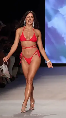 Top model 🔥🔥🔥#models #bikini #beauty #show #sexy #hot #fyp #fashion #tiktok #swimsuit #girl 