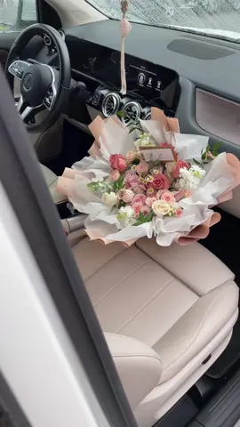 🌸☁️🌿✨ #flowers #flowerbouquet #aesthetic #fyp 
