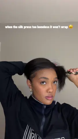 them first couple days after a silk press have me STRESSED 😫  #naturalhair #naturalhaircare #silkpressnaturalhair #silkpressseason 