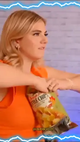 Can you open the bag of chips?😂  #cashbaker #katebaker ##maverickbaker #harperzilmer #lolclub  #lolpodcast 