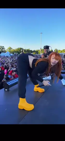 Ice Spice had it moving at her first show #icespice #icespicemunch #icespiceeedit #munch #thoughtiwasfeelingyou 