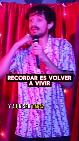 El sabor a eructo mexicano 🥰 Los espero todos los viernes para el show en vivo en @cl@Clandestino open 🍻 #fabriziosantini #standup #standupmexico #tacos #eructo #sabor #cdmx 