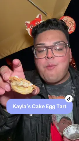 This is a Kayla’s cakes stan account @Kayla’s Cake 🧁 #eggtart #kaylascake #dca #lunarnewyear #disney #Foodie #dessert #sweets #foodietok #distok #disneysnacks 