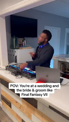 making out of Midgar with this one #dj #cloud #ff7 #fyp #foryoupage #fergie #funny #meme 