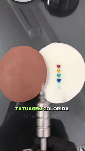 Tatuagem colorida destaca em pele megra? #tattoo #tattooviral #tatuagem #tatuagemcheck 
