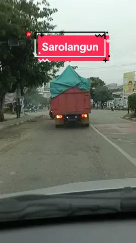 Memasuki kota Sarolangun di sore hari, Kab. Sarolangun, Jambi.  #sarolangun #sarolanguntiktok #jambipride #jambitiktok #bestvideo #fypindonesia #fypage #fypchallenge #videojalanraya #Jalanraya #viral 