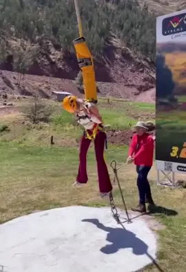 #bungeejumping_ #bungeejumping #bungeejumping_ #jumpingchallenge #bungee #funnymoments #fypシ #foryoupage