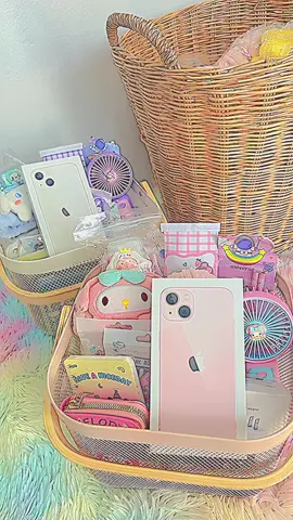 ผ่อนทีเดียว 2 เครื่อง ลูกค้านิสัยรวยมากค่ะ🫰🏻🤍💗 #ไอโฟน13 #iphone13 #ผ่อนไปใช้ไปร้านมายมุก #ผ่อนร้านมายมุก #ร้านมายมุก #ผ่อนไอโฟน #แพ็คของ #แพ็คของจีบลูกค้า #ไอโฟน #ผ่อนโทรศัพท์ 