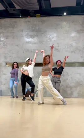 They’re up for the challenge! 💃 So happy to have these ladies in my class! 🫶 See you this Monday, Jan. 29 7:30PM at @nudefloor ✨ 🎶 Nostradamus by @bastetrak86 #waacking #waacker #whacking #waack #whack #waackingchoreography #choreography #choreo #dance #dancer #dancechoreography #nostradamus #bastetrak #disco  #nudefloor #ihow #ihowph 