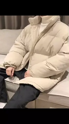 เสื้อโค้ทผ้าฝ้ายบุนวมสำหรับผู้ชาย แจ็คเก็ตบุนวมฤดูหนาว แจ๊กเก็ตอินเทรนด์ ปกหลวม แจ็คเก็ตขนมปังหนาและอบอุ่น เสื้อโค้ทผ้าฝ้ายบุนวมสำหรับผู้ชาย ใหม่ เพียง ฿257.06 - 379.81!@แป้งร้อยร้าน @แป้งร้อยร้าน @แป้งร้อยร้าน 