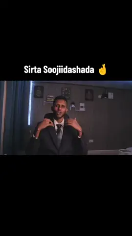 Wax ka baro sirta soo jiidashada sunta ah iyo sida aad u noqon lahayd qof ad adag oo naftiisa xakameyn Karo 🤞 #foryou #foryourpage #ceeblaawe_07 #somalitiktok #somalitiktok12 #ciyaalxamar #views #vedio #viralvideo 
