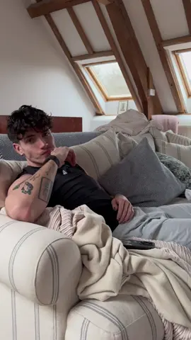 Sorry Rishi, but how do you expect our generation of men to fight for our country when this is the level of princess treatment they expect for a stubbed toe…