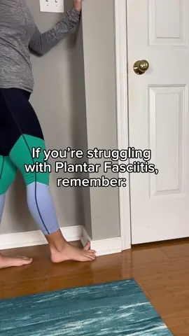 For a comprehensive rehab program you can do at home, go through the Foot and Ankle Program #plantarfasciitis #footpain #heelpain #archpain #plantarfasciitisexercises #injuredrunner #shoesforplantarfascitis #runningtips 