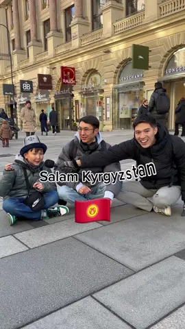 Lovely meeting Ramil from Kyrgyzstan ❤️🇰🇬 #kyrzyzstan🇰🇬 #kyrgyzstan #kyrgyz #turkic #vienna #austria #austria #stephanplatz #wien #streetinterviews 
