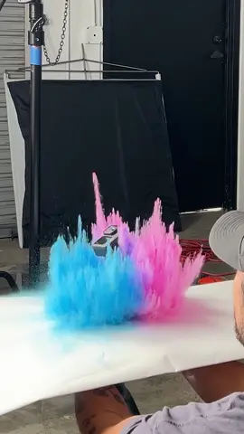 The end tesults are so satisfying! #bts #behindthescenes #creative #creativeproductphotography #gopro #slowmotion #cinematography #howto #productphotography 