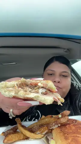 Brisas Worcester MA #onthisday #fyp #fypシ #czrgf #foryoupage #international #latinos #hispanos #xybca #yum #yummy #viral #rebekita32 #sandwich #boricua #puertorico 