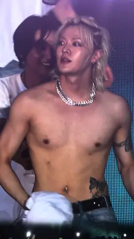 อย่าไว้ใจนายญี่ปุ่นคนนี้ #nct127_neocity_the_unityinbkk #nct127 #nct #yuta 