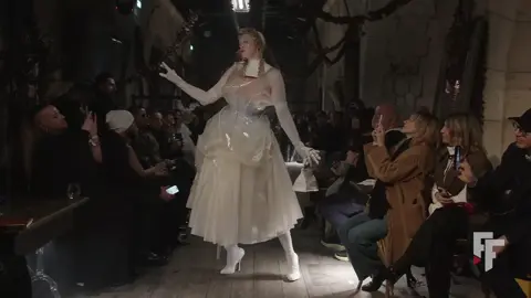 Since everyone was asking for the music used in John Galliano's breathtaking Maison Margiela show at Fashion Week I decided to make a longer version of it for everyone to enjoy. Max Richter's beautiful rendition of Spring I from his Recomposed: Vivaldi's Four Seasons project with the atmospheric drums from Massive Attack's Teardrop on top. Enjoy. #composer #composition #classical #classicalmusic #maxrichter #maxrichtermusic #massiveattack #massiveattackmusic #vivaldi #johngalliano #margiela #maisonmargiela #fashionweek #fashionweek2024 #bridgerton 