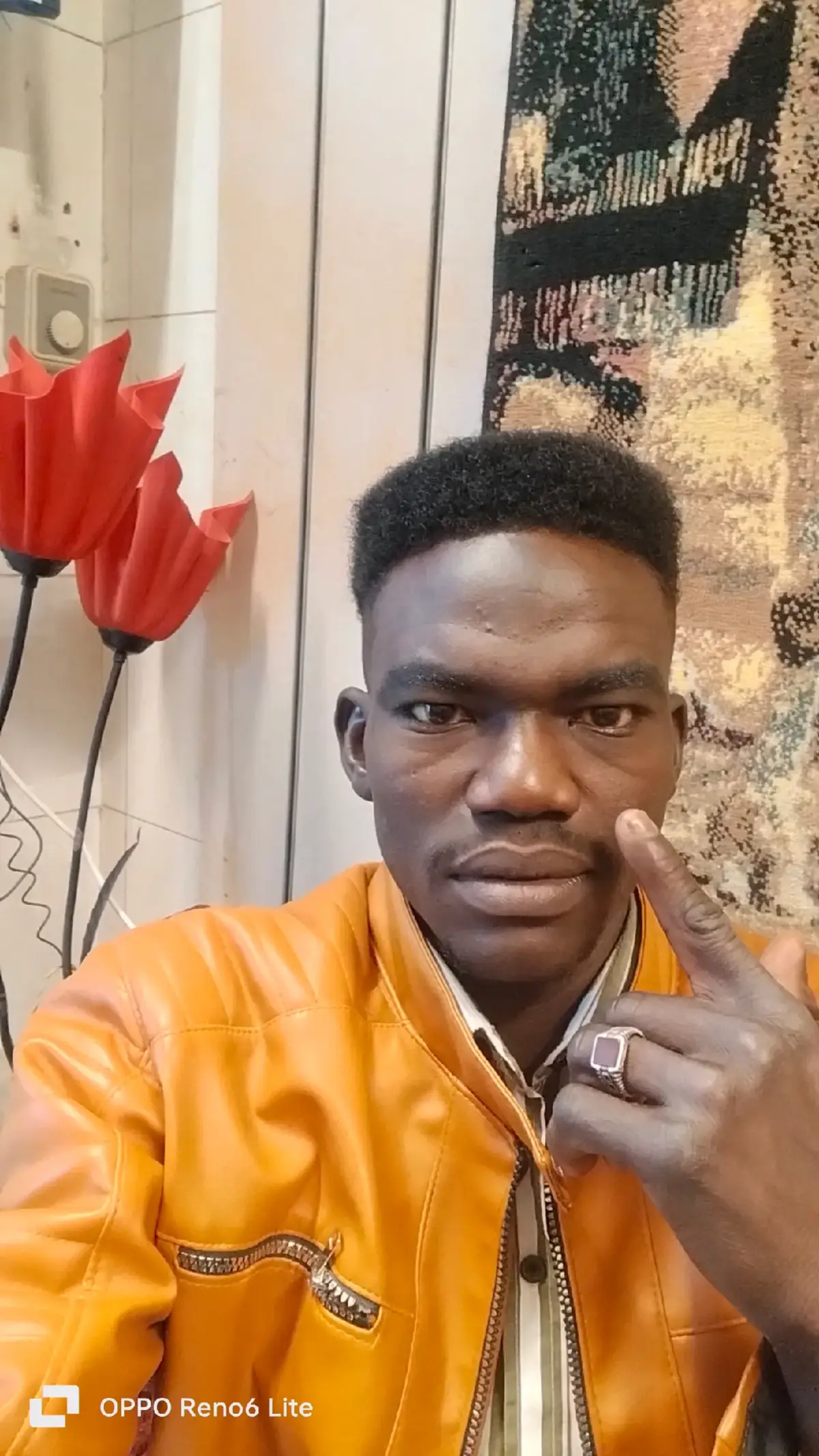 خليك في نفس لهجاتك السوداني🇸🇩 🤙🤙🤙🤙🤙🤙🤙🤙🤙🤙       🤍🖤💙وبس💚💚💙                     وشكراً 💞🇸🇩