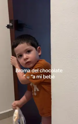 Espero no causarle ningun trauma jajja siento que le di pena #bromaspesadas #toddler #popo 