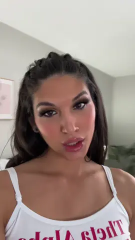 IYKYK 😘 #ZariahAura #LasVegas #transgirlsoftiktok #TransAngels 