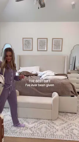 What’s the best gift you’ve ever received?! 👀 I don’t think I’ve ever appreciated a gift quite like this 😂 #momselfcare #amazontravelfavs #amazontravel #packinghack #packingtips #momvacay 
