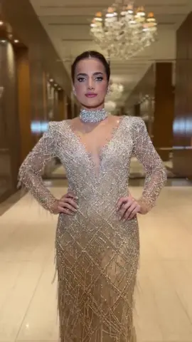 Gabriela Curi veste Versa para baile de Med  #moda #vestido #vestidoseformatura #formatura #medicina 