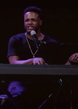 White church vs black church ☺️ #barrybrewer #church #churchtiktok #blackvswhitechurch #standup #standupcomedy #funny #fyp 