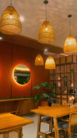 Cafe makassar vibes bali rekomendasi untuk diner atau acara keluarga atau arisan 🤩  📍 the foreign makassar #fypシ #makassar #cafemakassar 