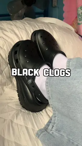 High Quality Clogs! Perfect for you OOTD. Nakakatangkad din sya mga beh.  #fyp #fashion #clogs #crocs #outfit #outfitideas #trending #foryoupage #affiliatemarketing #tiktokaffiliate 