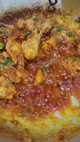 #chicken #kuker #chickencurry #chickenrecipe #Foodie #food #Recipe #haseebee #oyehoyehoye #masala #tomato #onion #garlic #ginger #tiktokfood #tiktokfoodie #roti #foodiesoftiktok #foodies #recipesoftiktok #tiktokrecipe #chickenrecipe #tandoori #oil #recipes #voiceover 