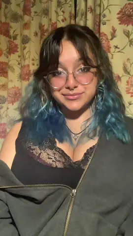 was running v late but my makeup looked too good not to film 